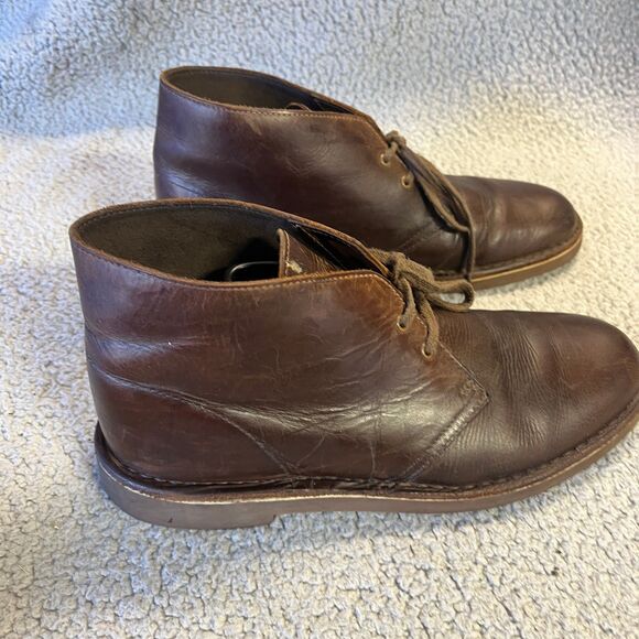 Clarks Leather Chukka Boots Mens 10 Brown Ankle Casual Lace  display picture 1